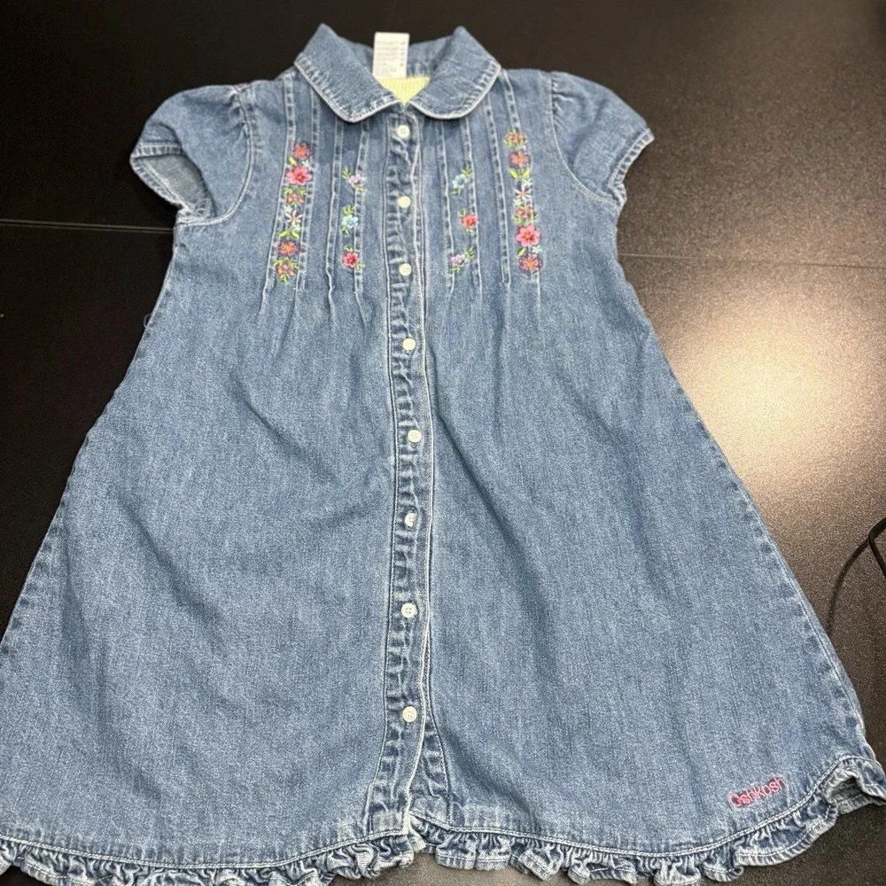 vintage OshKosh B'gosh denim dress embroidered flowers ruffled‎ hem Size 6 RARE